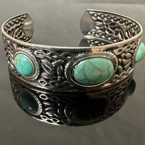 Western Turquoise Cuff Bracelet average .6.5 wrist Boho Gift NWT Southwestern